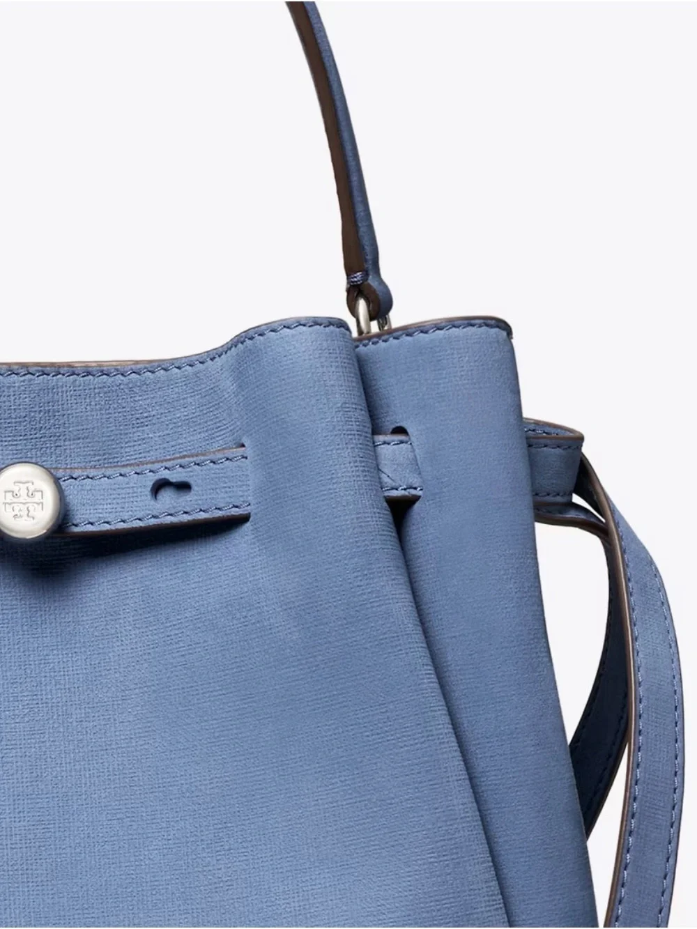 🔵 NWT STILL IN FACTORY WRAPPING Blue Leather Bucket Tote Bag By Tory Burch 🔵